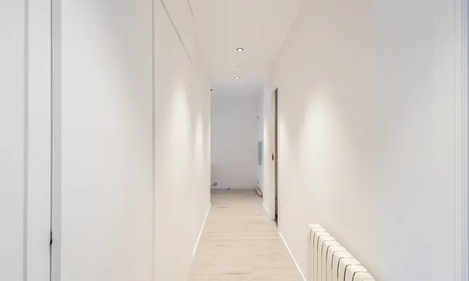 Недвижимость Apartment for sale in Santa Coloma, 3 bedrooms: 16