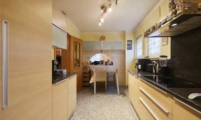 Недвижимость House 6 bedrooms for sale in Bertrange: 5