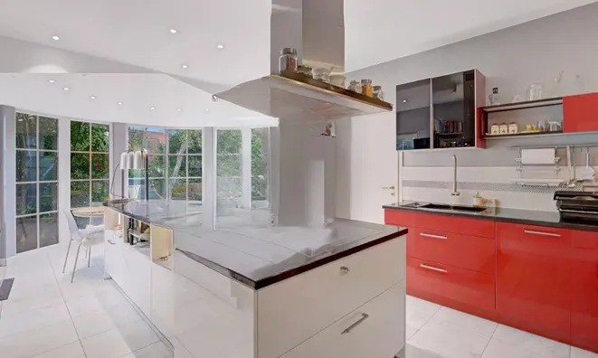 Недвижимость Detached house 7 bedrooms for sale in Mullendorf: 7