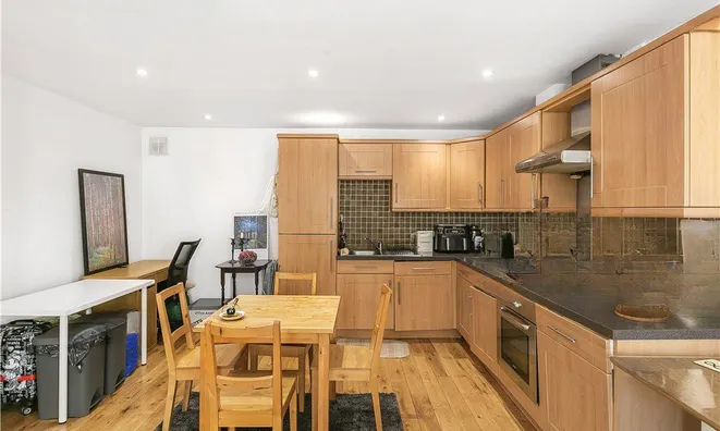 Недвижимость Linom Road: 14