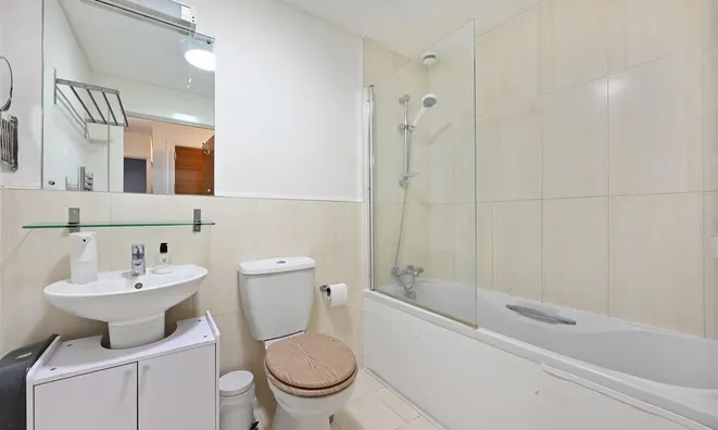 Недвижимость Bromyard House, Bromyard Avenue: 3