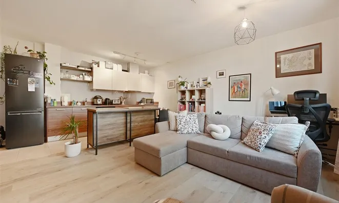 Недвижимость Bromyard House, Bromyard Avenue: 9