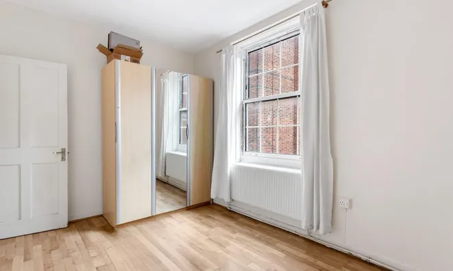 Недвижимость Pembury Road: 1