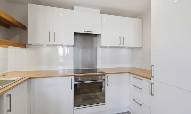 Недвижимость Commercial Road: 9