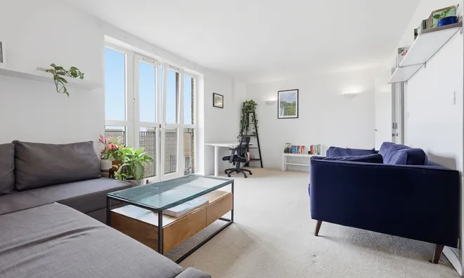 Недвижимость Dryden Building, Commercial Road: 10