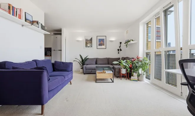 Недвижимость Dryden Building, Commercial Road: 16