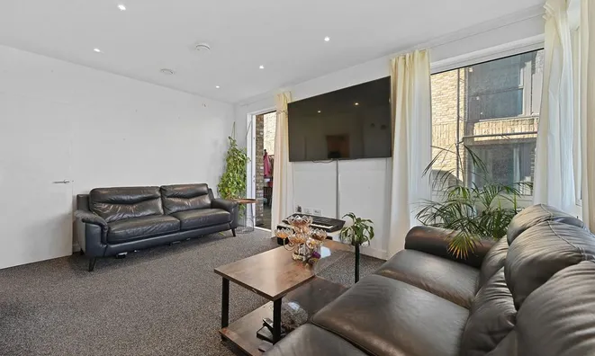 Недвижимость Hilltop Avenue: 9