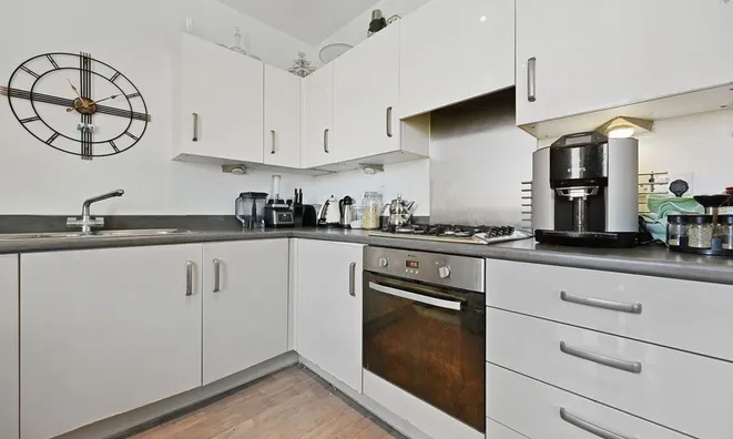 Недвижимость Hilltop Avenue: 10