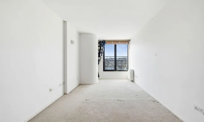 Недвижимость Cromwell Road: 1