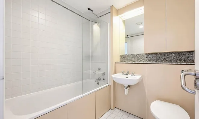 Недвижимость Cromwell Road: 4