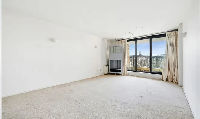 Недвижимость Cromwell Road: 8