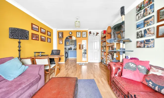 Недвижимость St Andrews Mews: 1