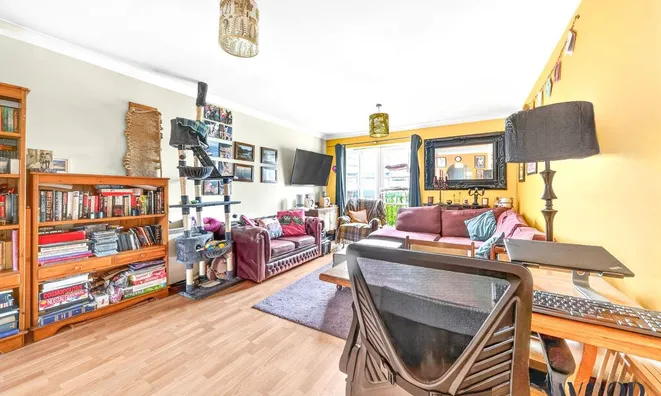 Недвижимость St Andrews Mews: 2