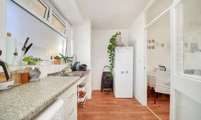 Недвижимость Donegal House, Cambridge Heath Road: 5