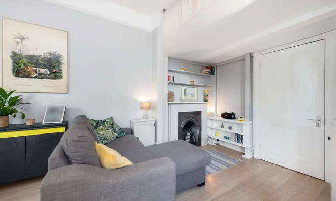 Недвижимость Gloucester Drive: 4