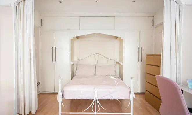 Недвижимость Acol Road: 12