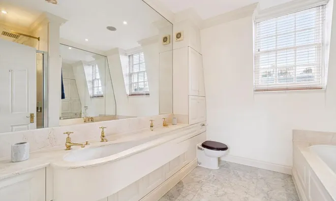 Недвижимость Hasker Street: 2