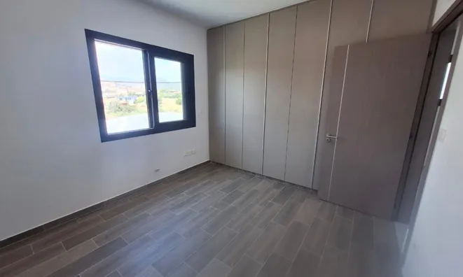 Недвижимость 3 Bedroom Maisonette for Sale in Pyrgos, Limassol: 3