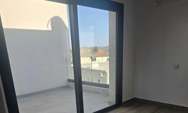 Недвижимость 3 Bedroom Maisonette for Sale in Pyrgos, Limassol: 4