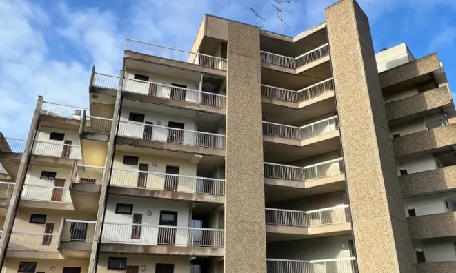 Недвижимость Studio for sale in Beaufort: 2