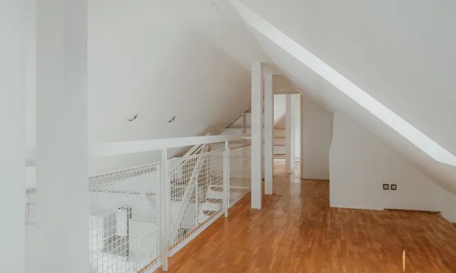 Недвижимость Квартира 3-комнатная Новая Бежиград: 11