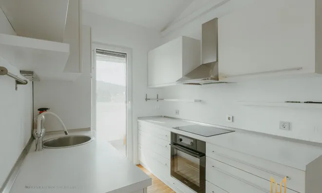 Недвижимость Квартира 3-комнатная Новая Бежиград: 16