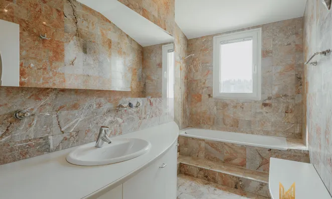 Недвижимость Квартира 3-комнатная Новая Бежиград: 23