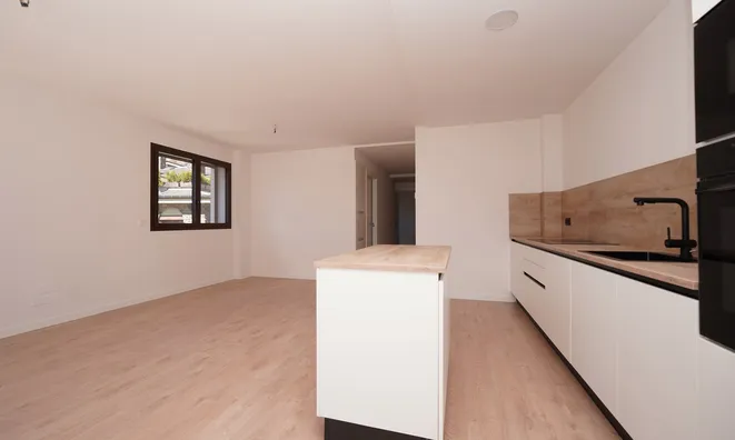 Недвижимость Apartment for sale in Encamp, 3 bedrooms: 2