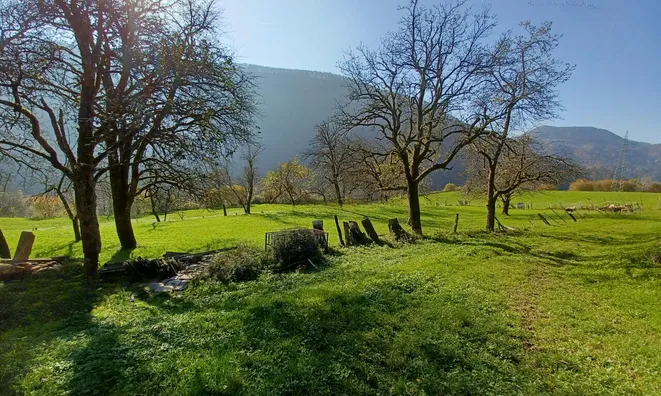 Недвижимость Земельный участок у Камника рядом с Вранско: 1