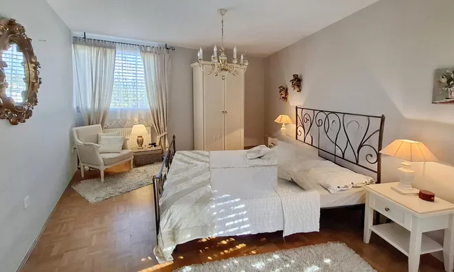 Недвижимость Четырёхкомнатная квартира на Долинской улице: 3