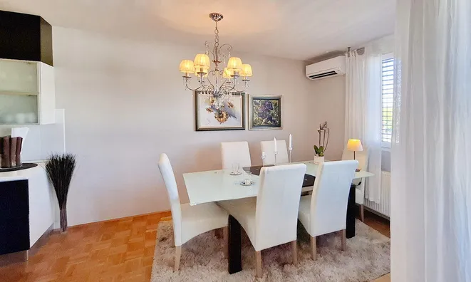 Недвижимость Четырёхкомнатная квартира на Долинской улице: 10