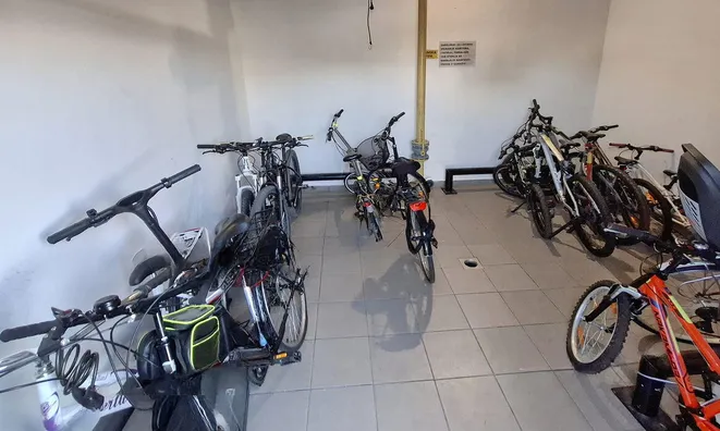 Недвижимость Четырёхкомнатная квартира на Долинской улице: 15