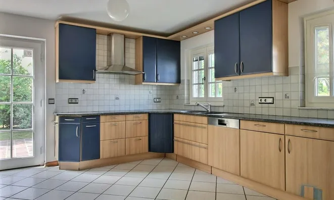 Недвижимость House 6 bedrooms for sale in Olm: 3