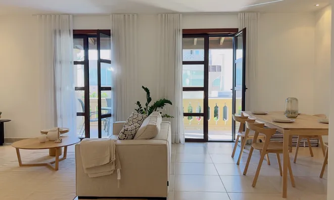Недвижимость 2 Bedroom Apartment For sale in Agios Tychonas, Limassol: 3