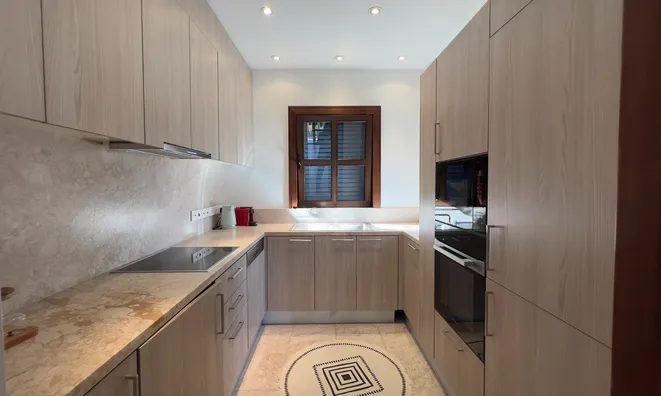 Недвижимость 2 Bedroom Apartment For sale in Agios Tychonas, Limassol: 8