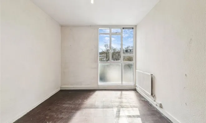 Недвижимость Hallfield Estate, Bayswater: 1