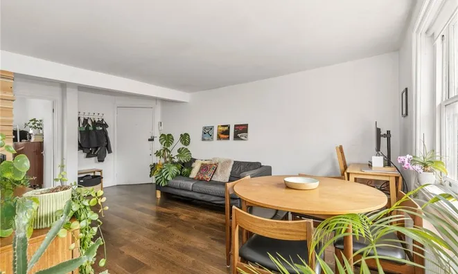 Недвижимость Vassall Road: 11