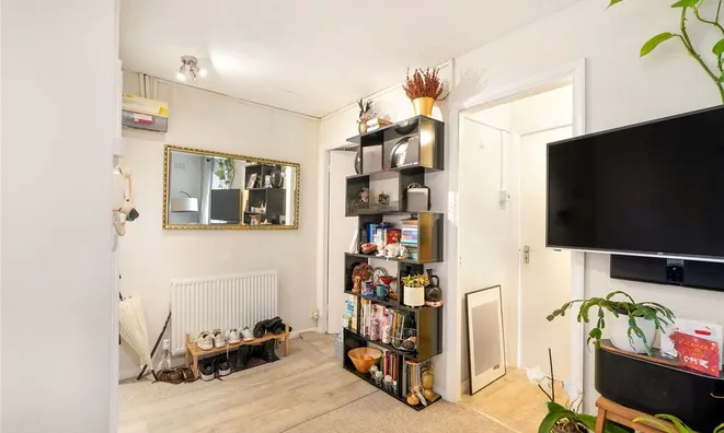 Недвижимость Carleton Road: 2