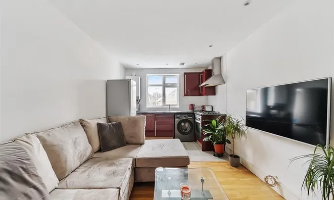 Недвижимость Charteris Road: 5