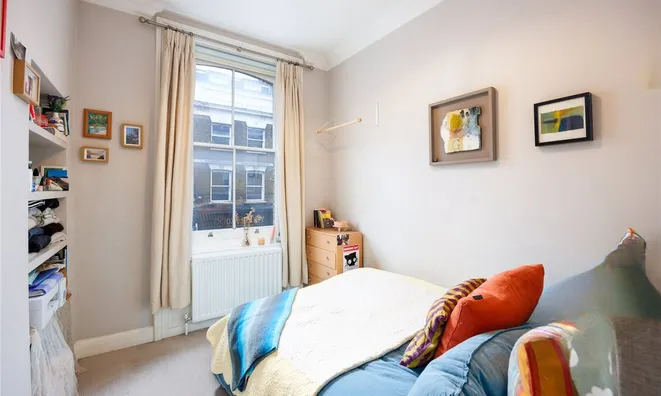 Недвижимость Battersea Park Road: 4