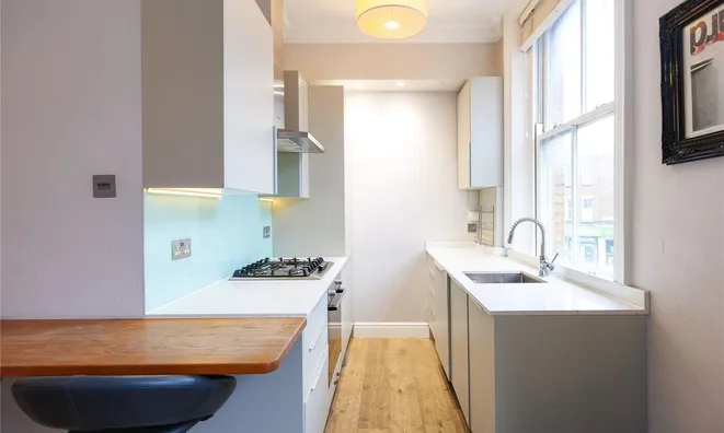 Недвижимость Battersea Park Road: 9