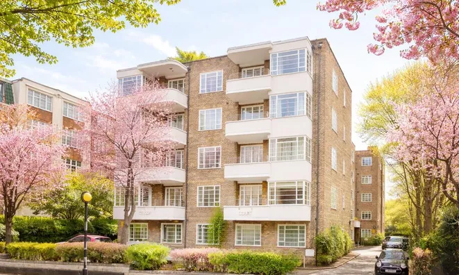 Недвижимость Kingswood Court, West End Lane: 6