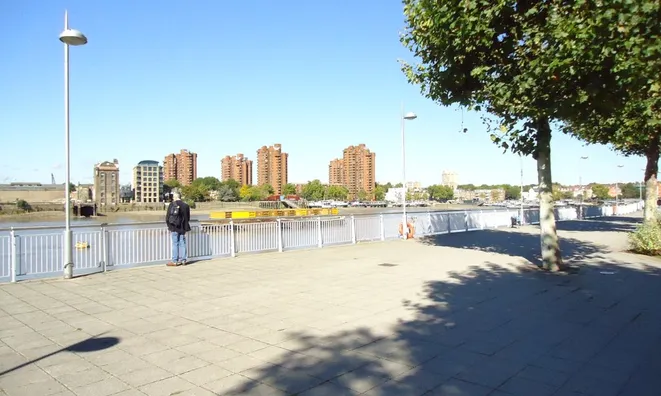 Недвижимость Westbridge Road: 3