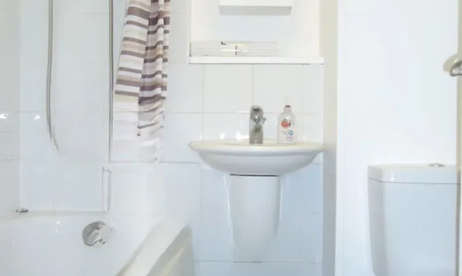 Недвижимость Westbridge Road: 8