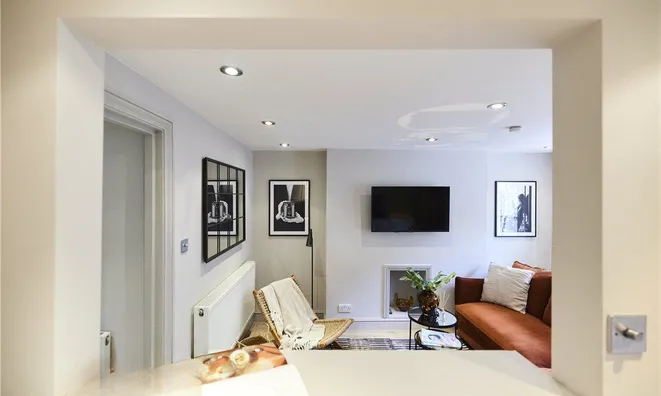 Недвижимость Amwell Street: 18