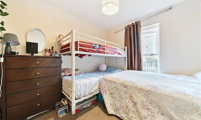 Недвижимость Samuel Street: 10