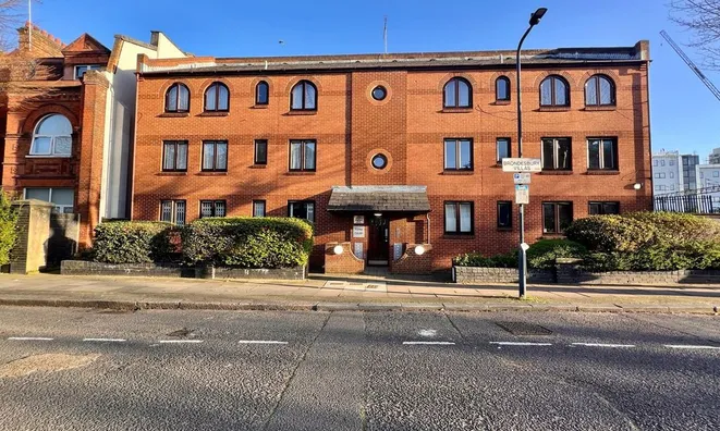 Недвижимость Brondesbury Villas: 4