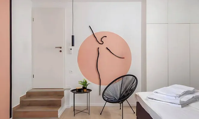 Недвижимость Трёхкомнатная квартира в центре: 12