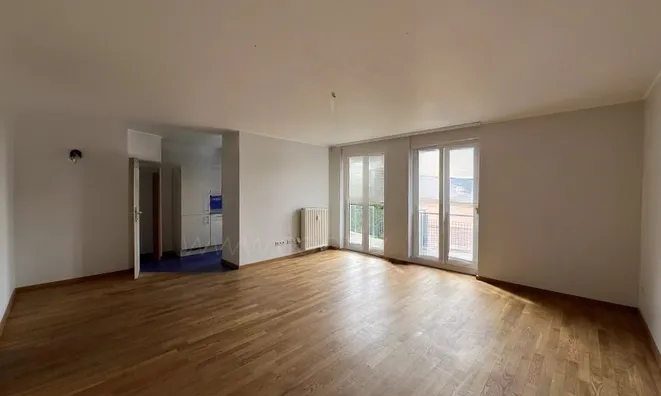 Недвижимость Apartment 2 bedrooms for sale in Colmar-Berg: 3