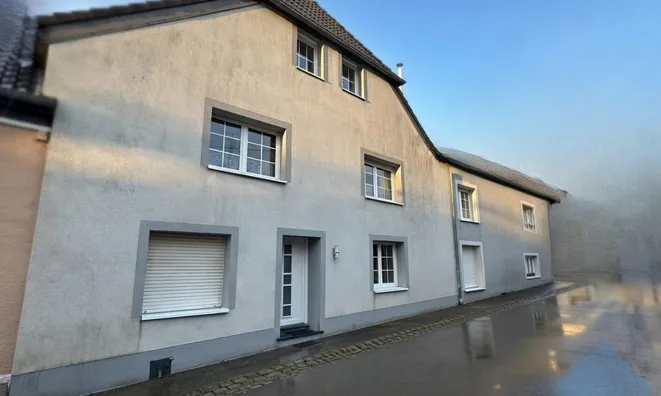 Недвижимость House 7 bedrooms for sale in Heiderscheid: 2